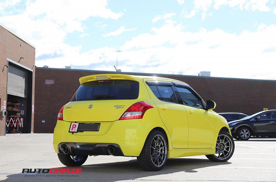 SUZUKI SWIFT BLADE HYPER BLACK